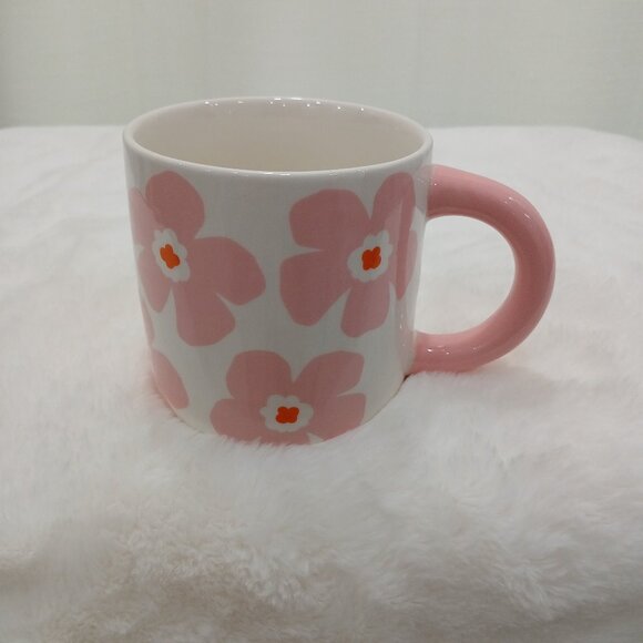 Cup - Picture 1 of 1